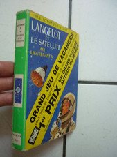 BIBLIOTHEQUE VERTE AVEC