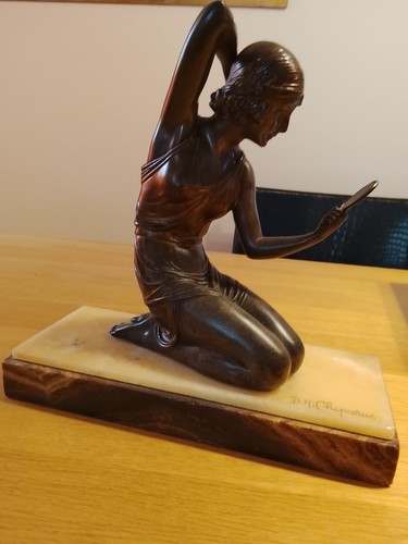 Statue femme miroir en - au,