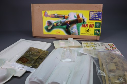 Lp834 iar maquette 24 - iar, 80