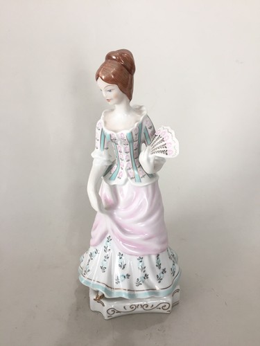 Statuina figura donna - di,