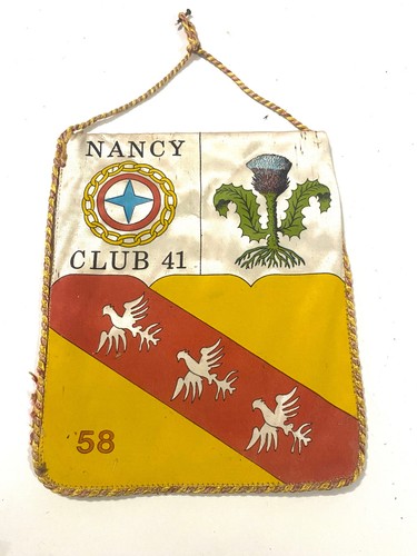Ancien grand fanion - grand, de