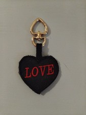 Porte clé LOVE brodé-Fabrication En France-idée Cadeau