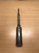 ancienne pompe à graisse 