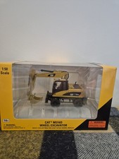 Miniature Pelle A Pneu Cat