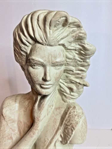 Beautiful vintage windswept - vintage,