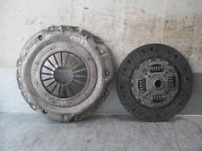 323082010 kit butee pour AUDI