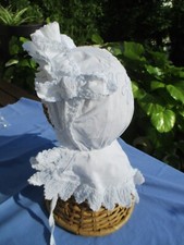 capote (chapeau) pour bébé