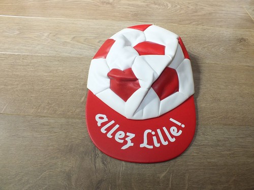 Ancienne casquette foot - !!,