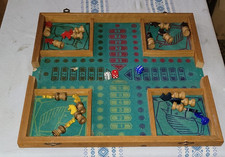 Ancien Jeu de Société Petits Chevaux Dada en Bois Coffret Pliant