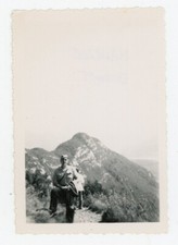 snapshot PHOTO vers 1950, Maurice Dupont en excursion