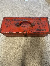 Ancienne boîte outils - (n2),