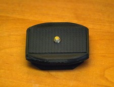 Quick release plate for