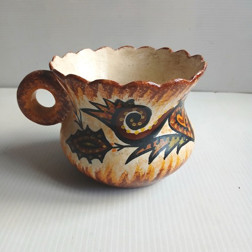 Tasse quimper signée paul - signée,