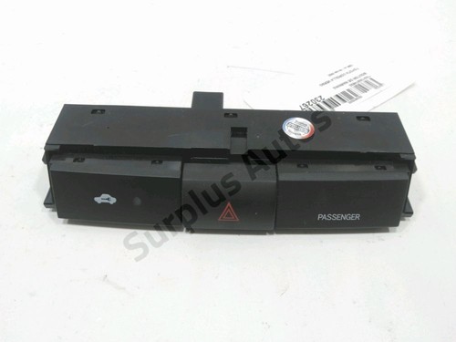 Bouton warning 843320f020 - warning,