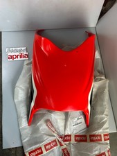 1 dessous marche pied rouge