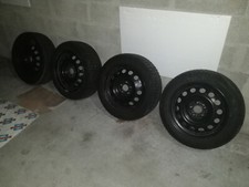 4 pneus neige NOKIAN WR D4 205 55 R16 91T sur jantes tôle 5 trous