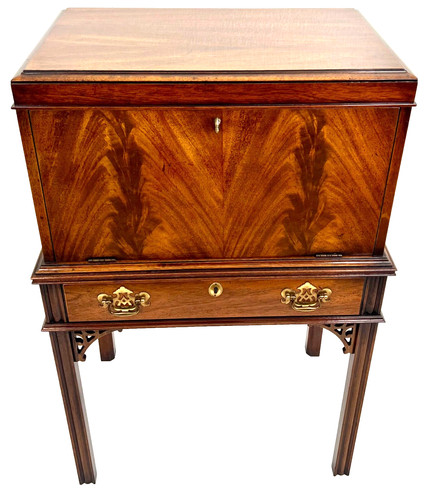 Chippendale versatile chest - versatile,