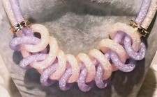 Joli collier Gaine nylon Mauve