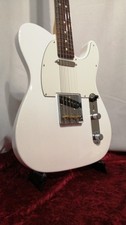 (Fender) Guitare électrique