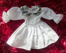 VETEMENT POUR POUPEE /  robe