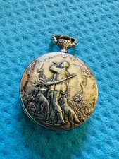 Très jolie montre ancienne CLYDA , révisée, fonctionne très bien. N° 15