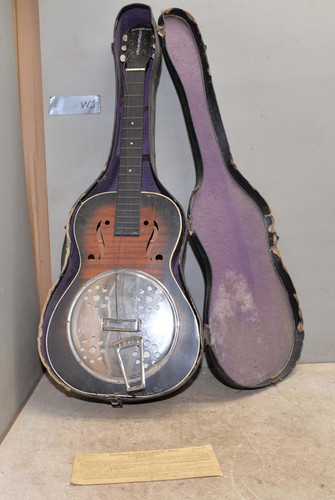 Paramount resonator round neck