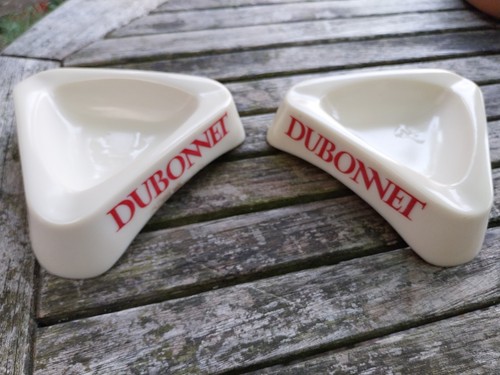 Cendrier publicitaire dubonnet - cendrier,