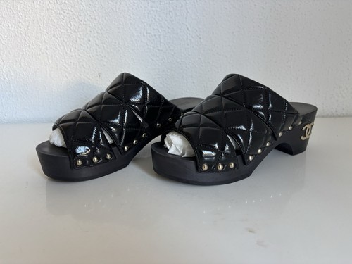 Chanel black quilted - chanel,