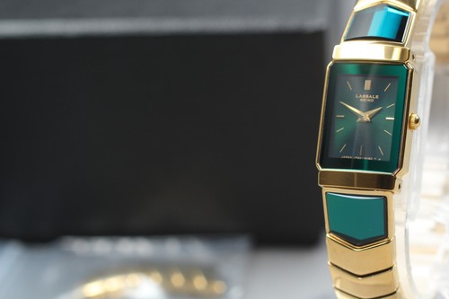 Vintage 1995 mint seiko - n,