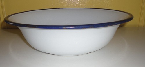 Ancien saladier cuvette