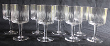 8 verres à apéritif en cristal gravé Art Déco, hauteur 11.2 cm