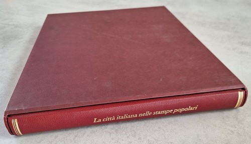 Città italiana nelle - città,