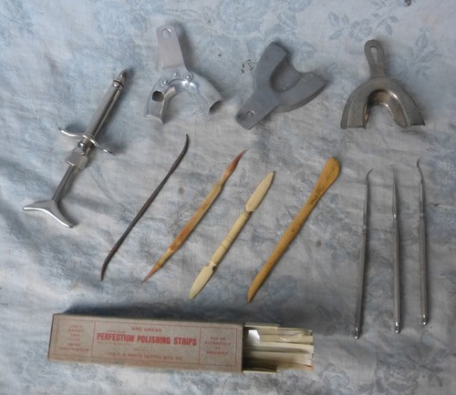 Curiosité dentiste lot - dentiste, /