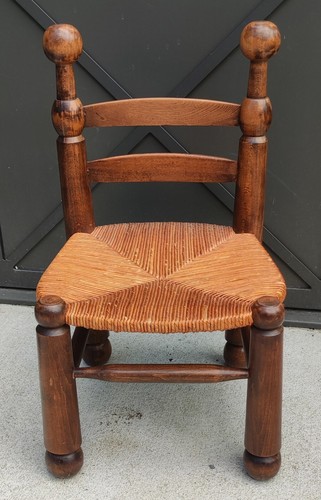 Ancienne petite chaise basse - chaise,