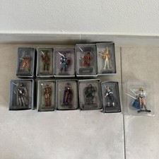 lot 11 figurines  en plomb