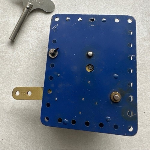 Meccano moteur ressort - meccano,