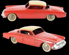 DINKY TOYS 1 / 43 ème STUDEBAKER COMMANDER orange / jouet ancien
