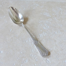 CUILLERE DE SERVICE SFAM SANS