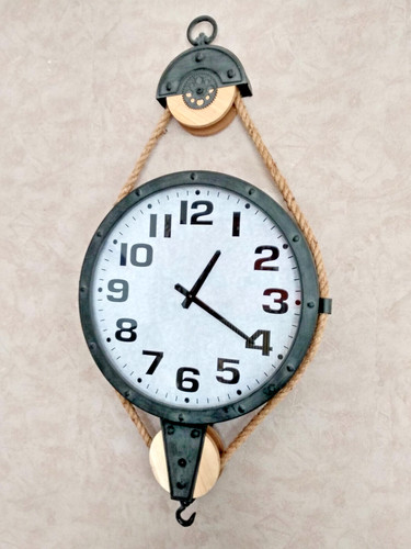 Horloge murale industrielle - , 2