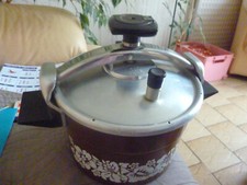 ANCIENNE COCOTTE MINUTE SEB