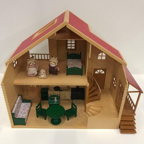 Sylvanian families red - families, roof