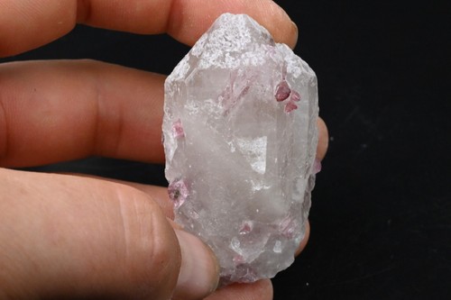 Rubellite sur quartz - rubellite,