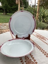 2 plats de service plate et