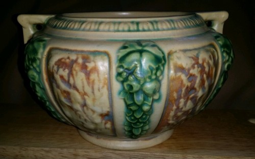 Roseville 1924 ivory - 1924,