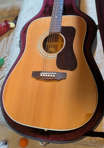 1976 guild 40 - guild, d-40