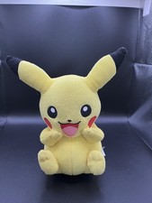 Peluche Pokemon Pikachu 21 cm de l' année 2017 avec son étiquette TOMY