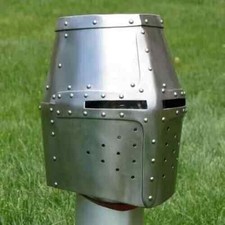 NOUVEAU casque de chevalier