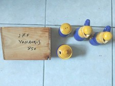 Ensemble Vallauris Jérôme Massier .petit pichet à huile, à vinaigre et...