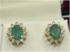 Boucles D'Oreilles En Émeraude Et Diamant De 2,50 Ct En Or Jaune 14K