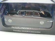 Collection Atlas 1/43 eme Voiture Chefs d'Etat DAIMLER DS420 Queen Mum 1970 Lyon